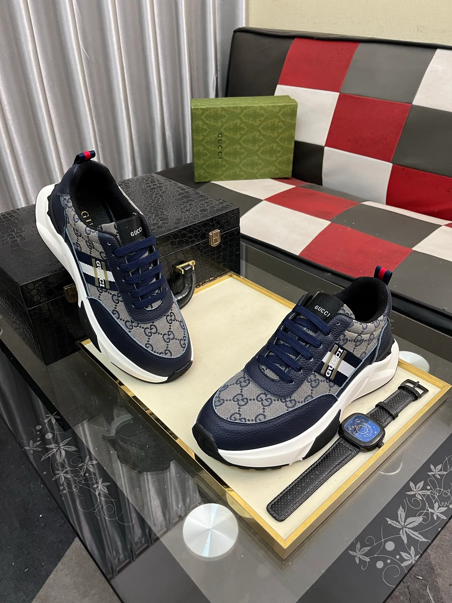 Men's Men's Shoes 💰458 ⌚️⌚️[GUCCI] Gucci men's casual shoes are absolutely popular 🔥The ultimate matching item for trendy men! The charm of super texture is irresistible, the main recommendation, the flower leather color is bright! The upper is made of high-quality brand printed fabric with cowhide, breathable leather lining and wear-resistant rubber sole, noble and elegant! Extremely comfortable🎁🎁You can be as handsome as you want💪 38-445⃣️colors available